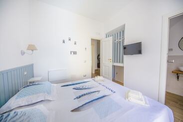 Bed and Breakfast Dafni E Naide