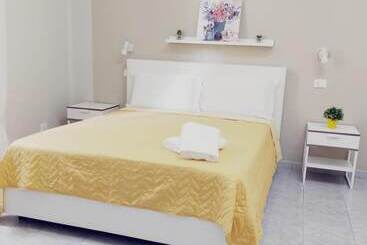 Bed and Breakfast D & C