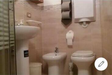 Bed and Breakfast La Maison Del Corso Hospitality