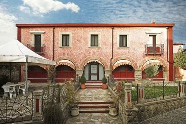 مبيت وإفطار Antica Casa Pasolini