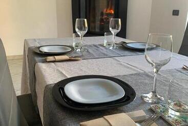 تختخواب و صبحانه Recanati Family