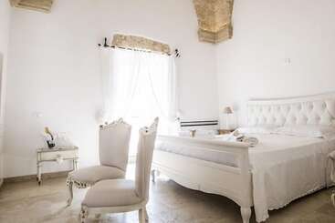 Corte Di Bonifacio Typical B&b
