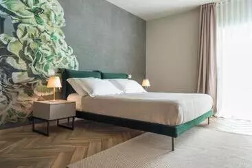 Bed & Breakfast La Home And Apartments