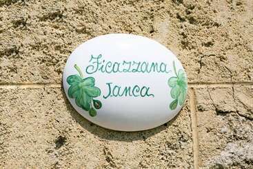 בית מלון כפרי Antica Masseria Ficazzana Tenuta