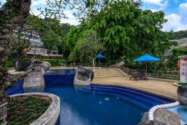 Namaka Resort Kamala