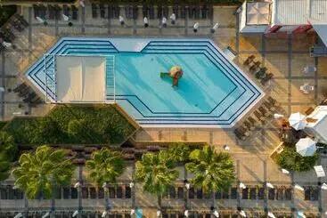 استراحتگاه Mövenpick Hotel Beirut