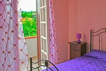 Aamiaismajoitus (B&B) La Casa Di Mirò