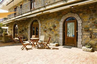 בית מלון כפרי Agriturismo Prisco