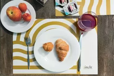 پانسیون Isule Rooms & Breakfast
