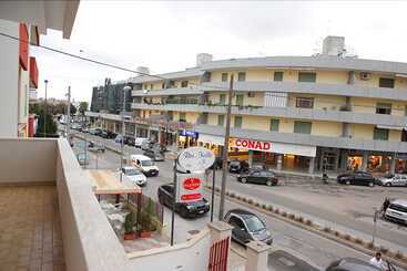 Pensjonat Le Stanze Di Lucia Vicino Ospedale Cardinale Panico A Tricase