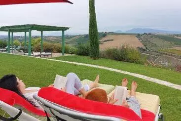 Casa Rurale Dimora Di Campagna Tenuta Cocci Grifoni