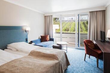 בית מלון כפרי Ullensvang