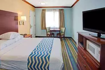 ホテル Travelodge By Wyndham Bishop