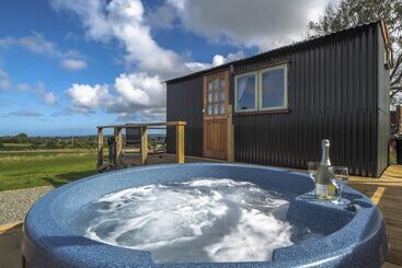 Trenewydd Farm Holiday Cottages