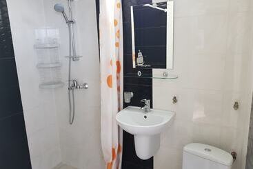 בית מלון כפרי Nariman