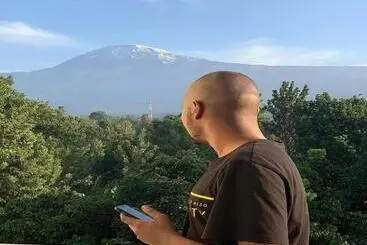 Hotel Kilimanjaro White House