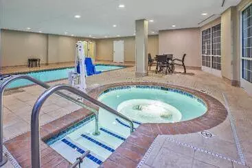 호텔 Candlewood Suites Indianapolis Northeast, An Ihg