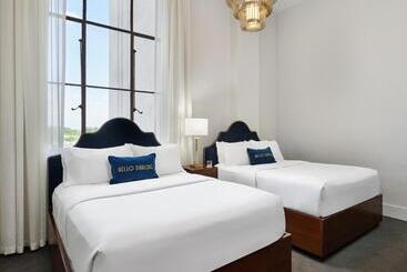 ホテル The Darling