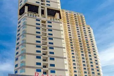 Aparthotel Ramada Hotel & Suites By Wyndham Halong Bay View