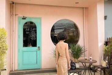 Hideseek Hostel Vientiane Thai Embassy