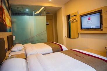 Thank Inn Chain Hotel Guizhou Zunyi Renhuai People S Hospital Store