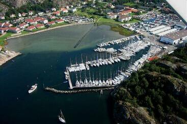 Majatalo Lägenhetshotell Varvet