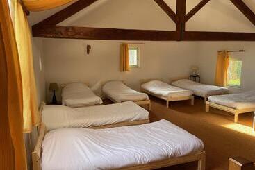 Hostel Du Côté De Chez Sam