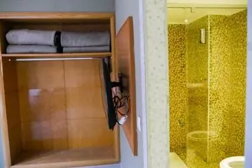 Hotelli Golden Flora