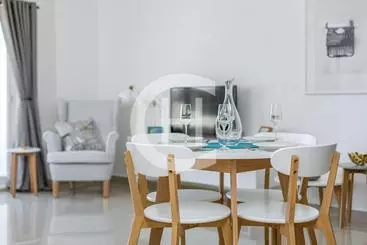 アパートホテル The Gallery By Clifton Homes