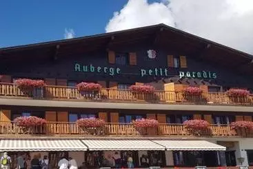 ユースホステル Petit Paradis