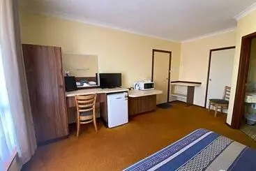 Donnybrook Motel