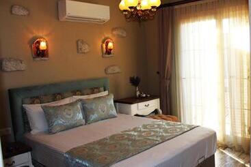 酒店 June Alaçatı Adult Only