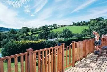 Lomakeskus Avalon Cottages