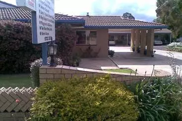 모텔 Jillaroo Motor Inn