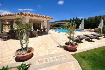 Pensiune Affittacamere B&b La Villa Dei Graniti