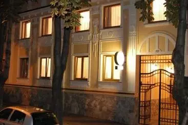 Bed and Breakfast Laetitia Panzió