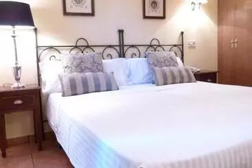 هتل Alda Hospedería De Los Reyes