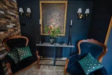 فندق Capital With Private Wellness