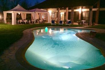 فندق Albergo Cosmera