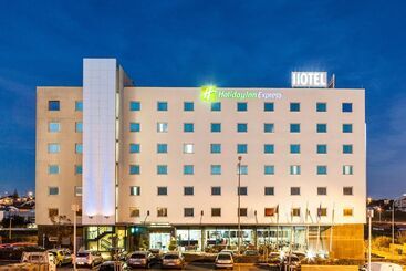 호텔 Holiday Inn Express Lisbon Oeiras, An Ihg