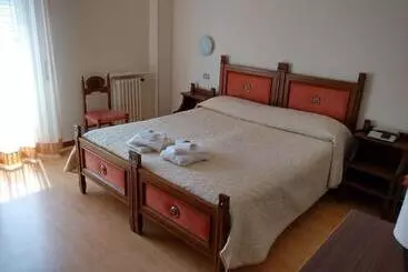 ホテル Nuova Italia