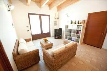 Hotelli Masseria La Gravina