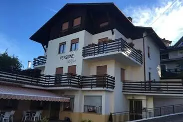 هتل Villa Ester