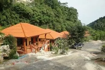 Phupha Resort