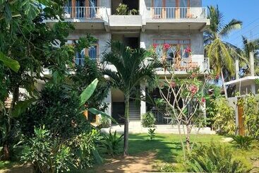 Hotel Surf Gangs Arugambay