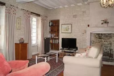 Manoir De La Pataudière B&b