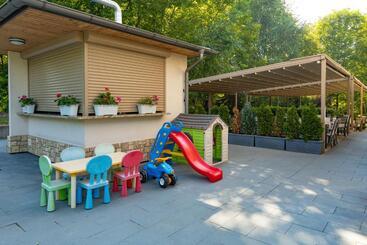 酒店 & Relax Zone Cattleya