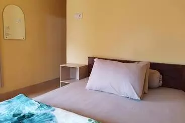 ペンション Radiya Guesthouse