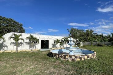 Binubusan Beach Hotel And Resort