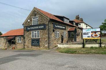 فندق Poacher's Barn